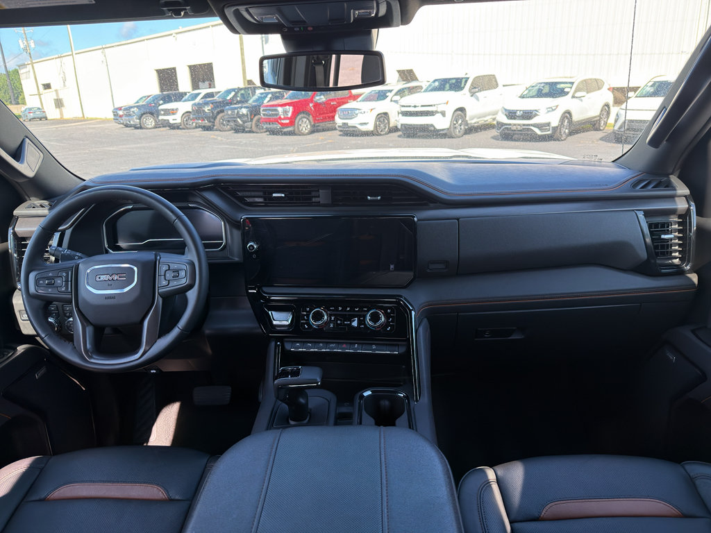 Used 2025 GMC Sierra 1500 AT4 AWD/4WD image 12