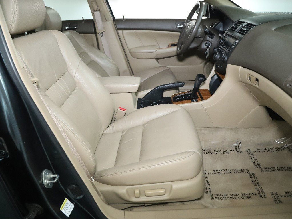 Used 2004 Honda Accord EX image 31