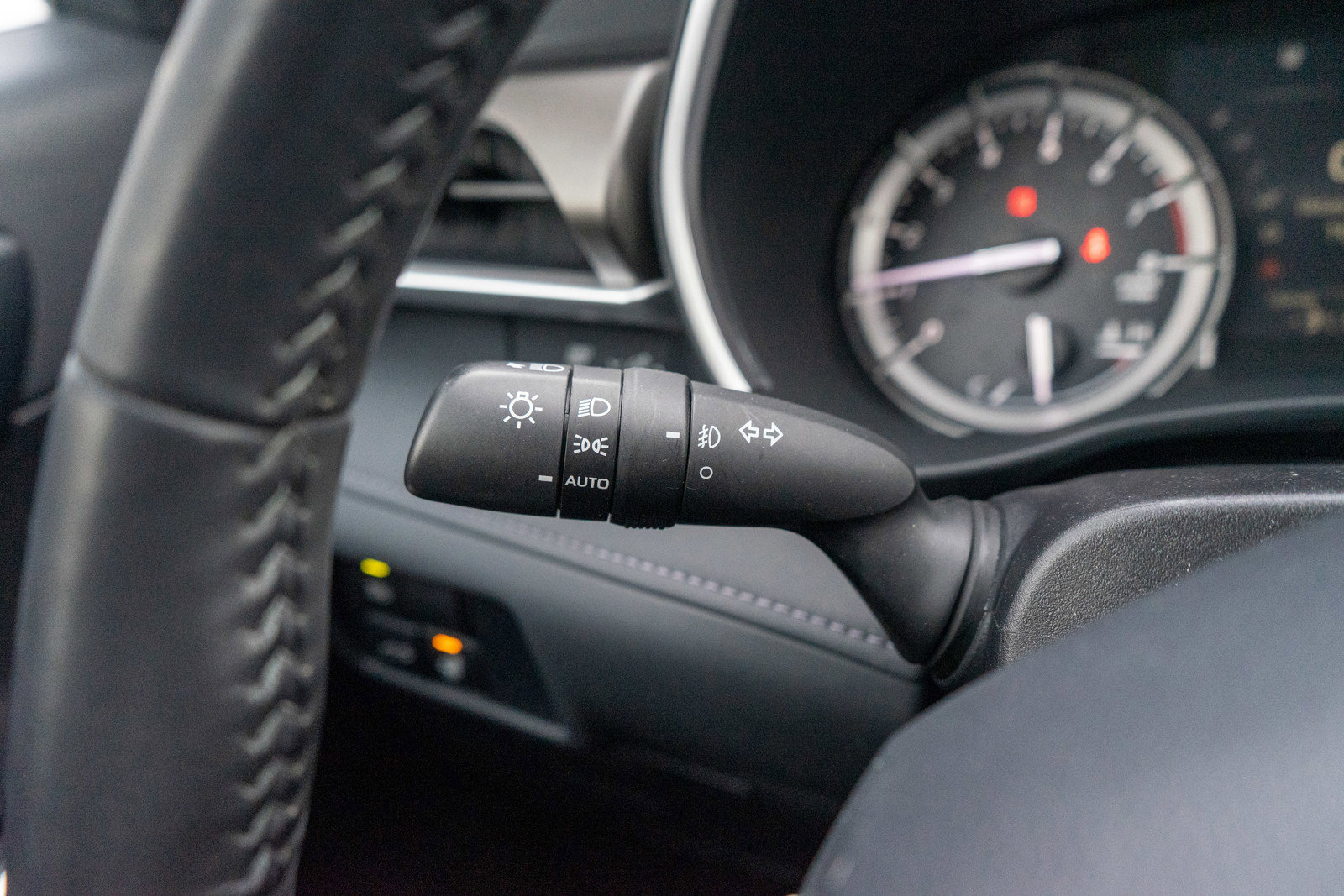 Used 2022 Toyota Highlander XLE image 26