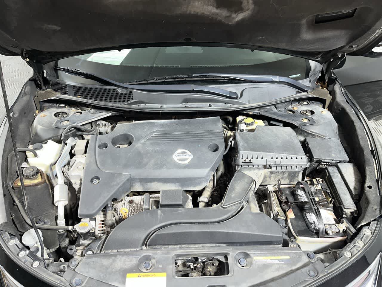 Used 2013 Nissan Altima 2.5 SL w/ Technology Pkg FWD image 12