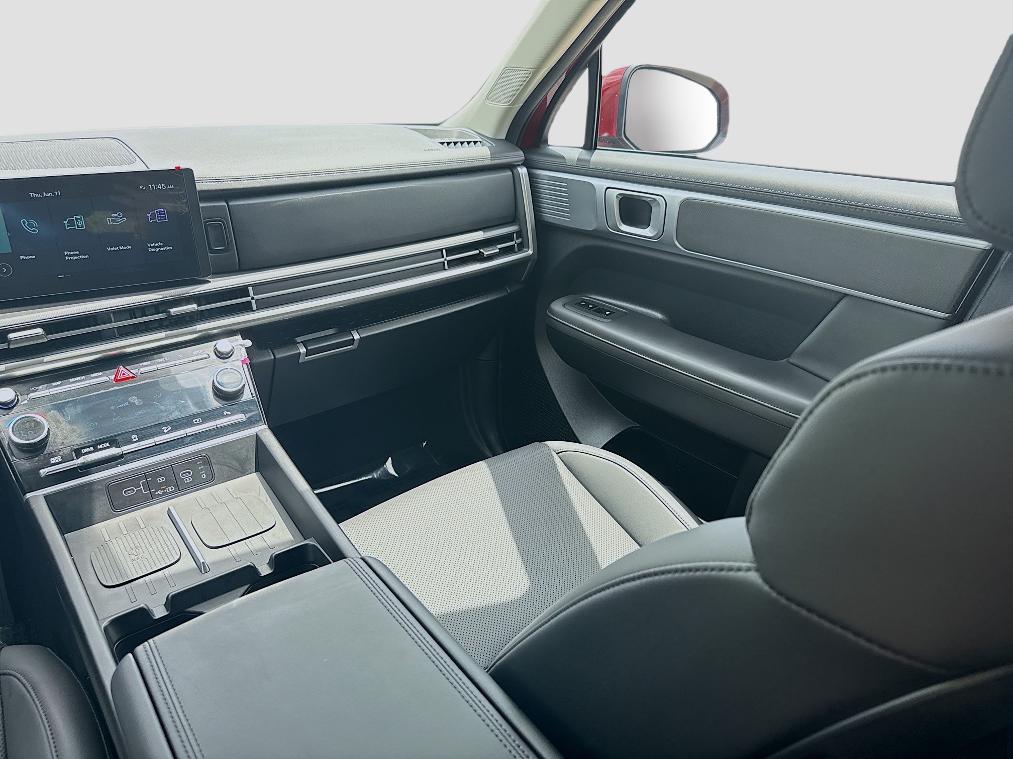 Used 2026 Hyundai Santa Fe SEL FWD image 19