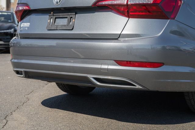 Used 2020 Volkswagen Jetta R-Line image 8