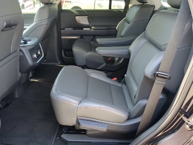 New 2025 Ford Expedition Active AWD/4WD image 35