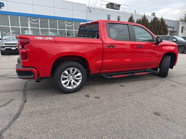 Used 2023 Chevrolet Silverado 1500 Custom image 5