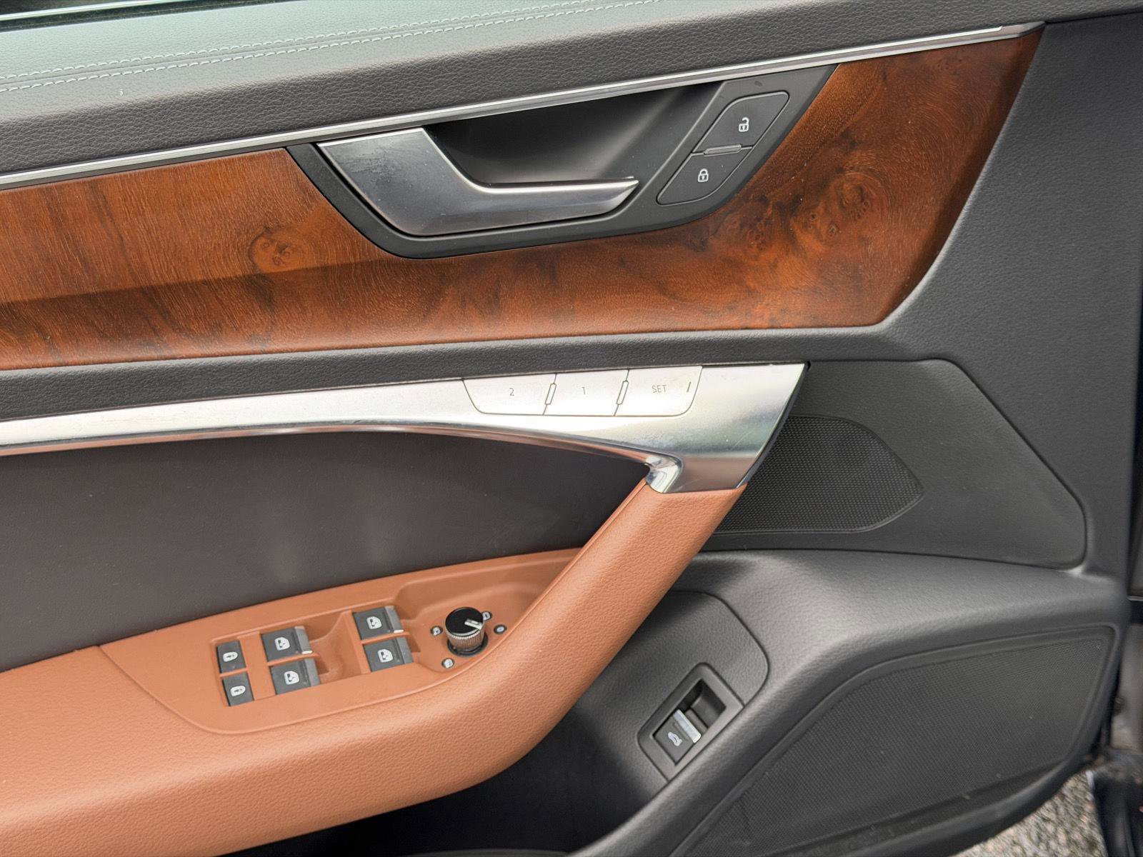 Used 2023 Audi A6 2.0T Premium w/ Convenience Package image 10