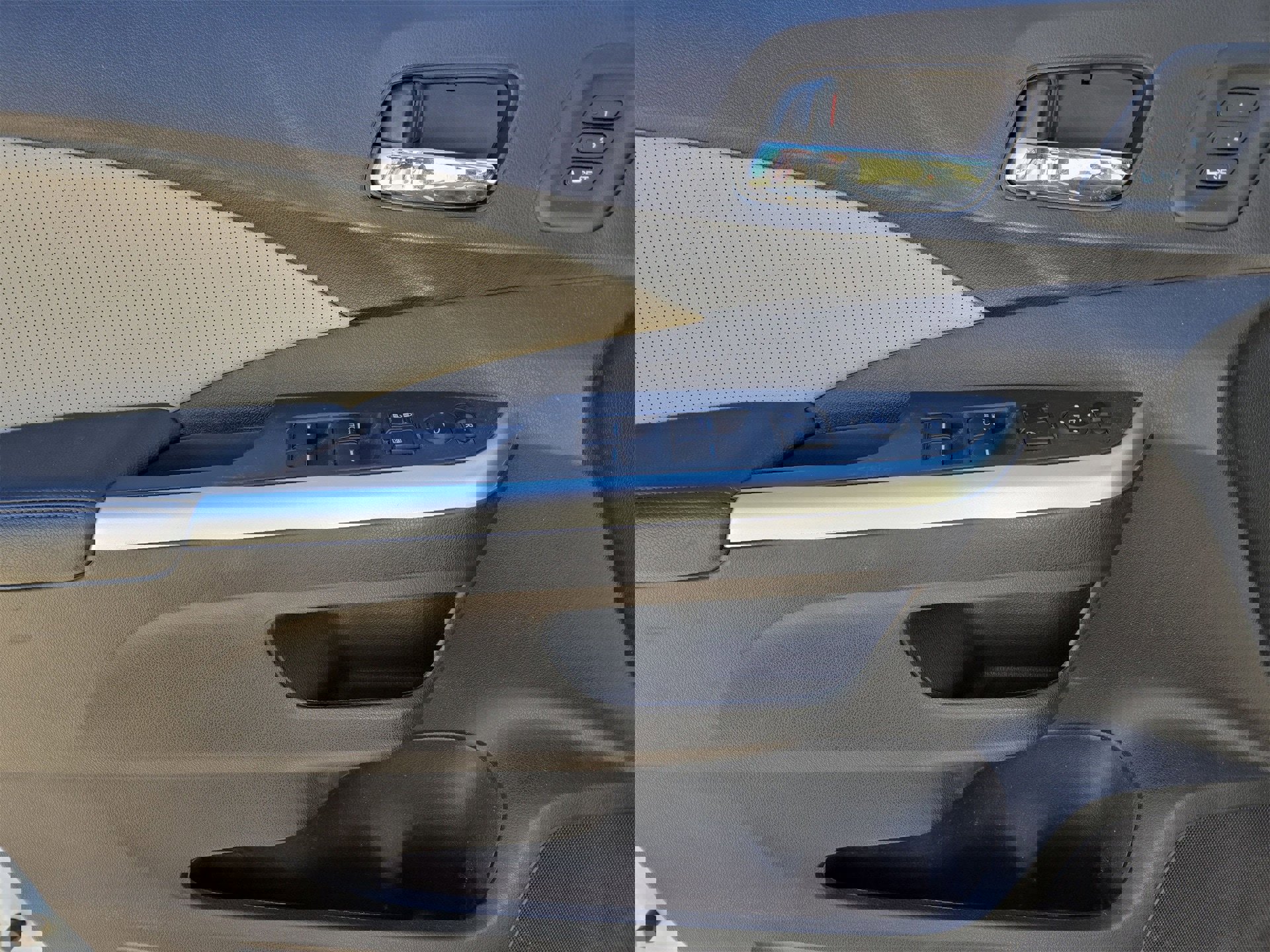 Used 2016 Honda CR-V Touring image 15