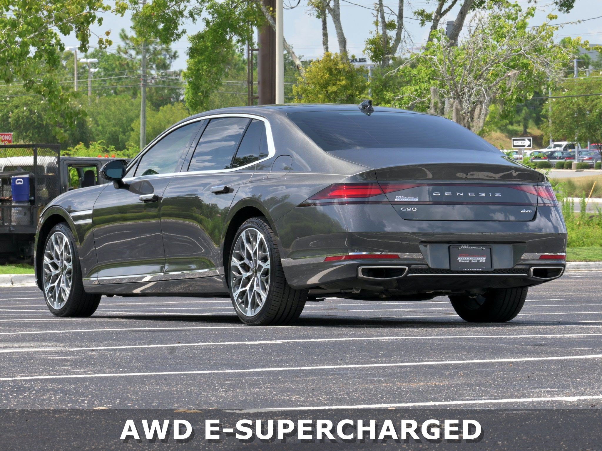 Used 2023 Genesis G90 3.5T AWD/4WD image 3
