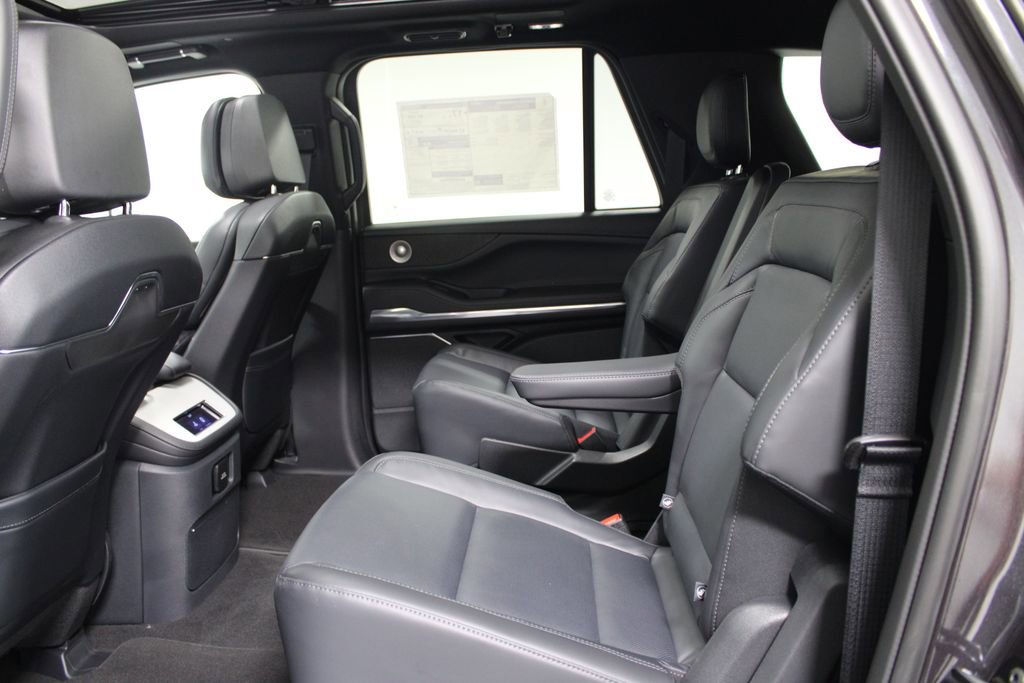 New 2026 Lincoln Navigator L Reserve image 26