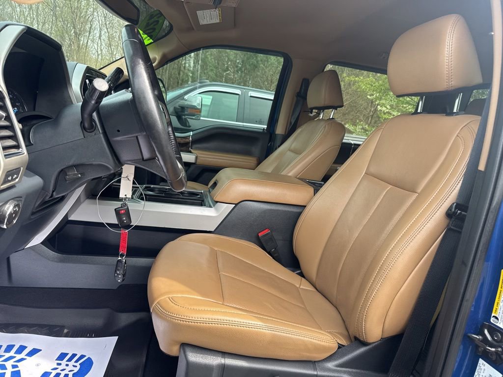 Used 2022 Ford F350 Lariat w/ Chrome Package image 15