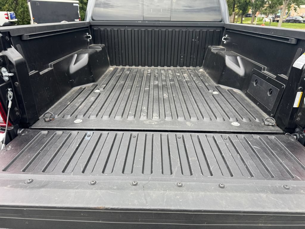 Used 2023 Toyota Tacoma SR5 AWD/4WD image 17