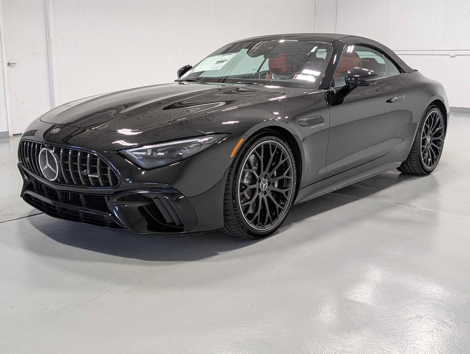 New 2026 Mercedes-Benz SL 55 AMG 4MATIC image 2