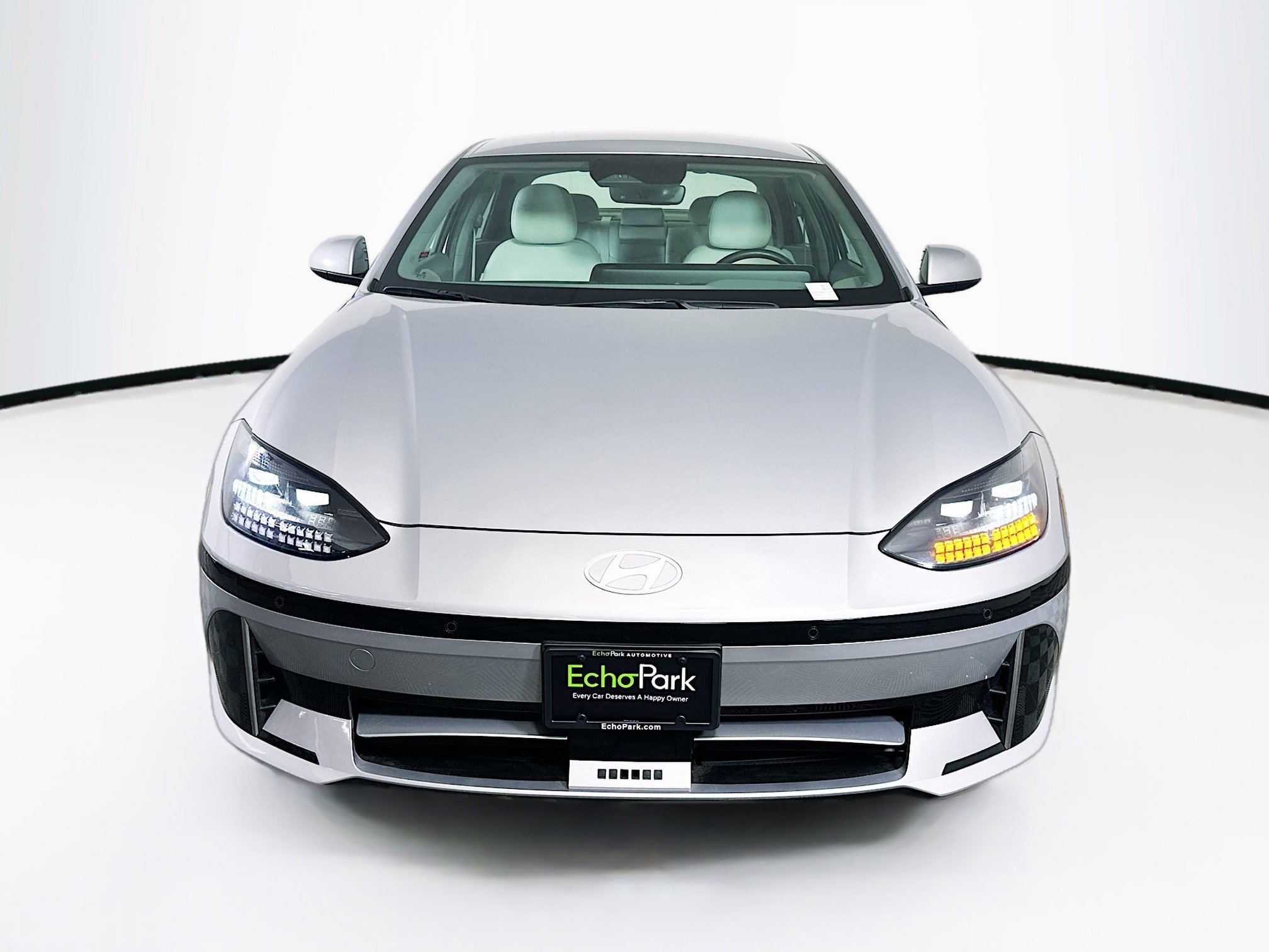 Used 2024 Hyundai Ioniq 6 SEL RWD image 2
