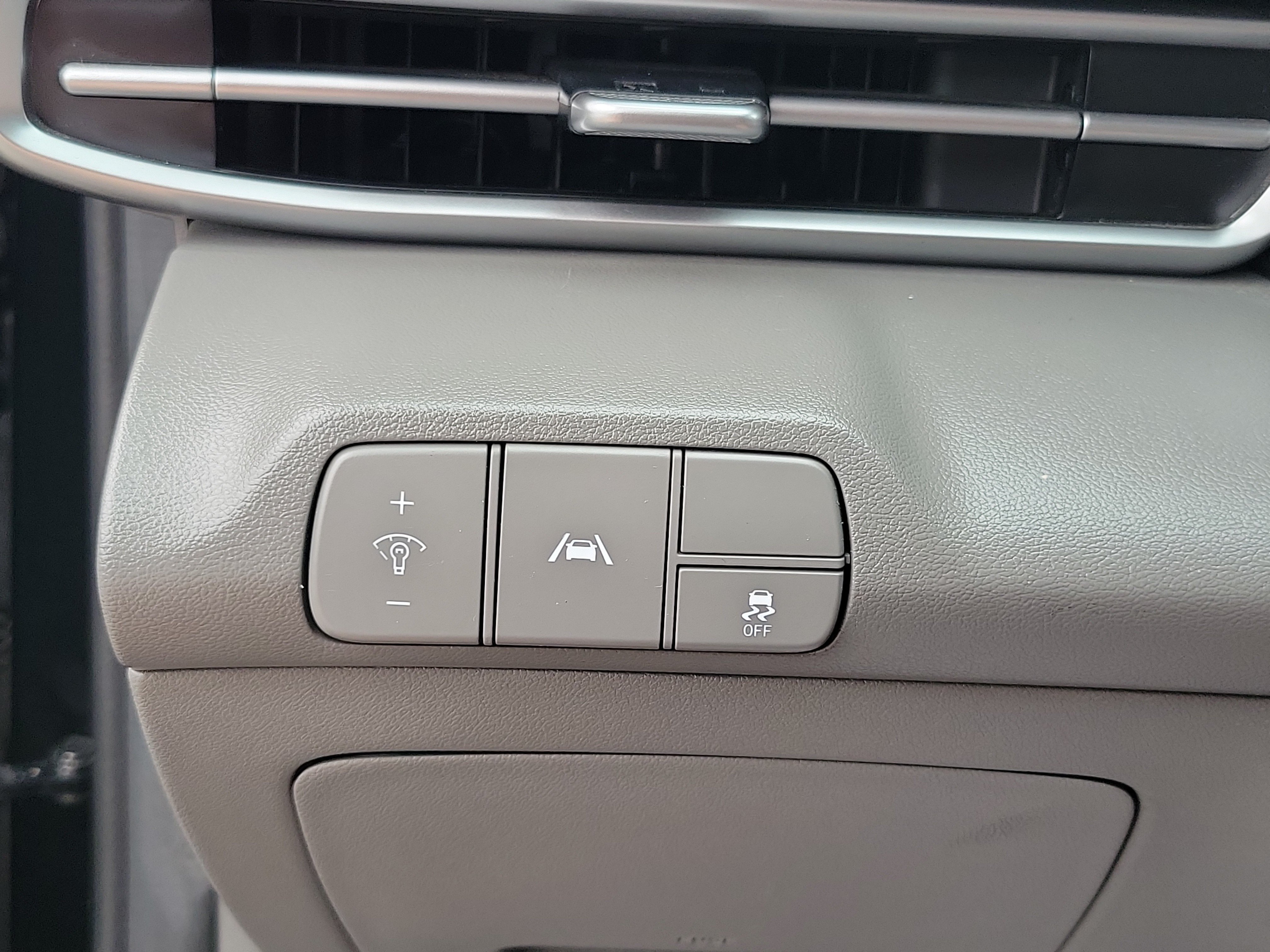 Certified 2023 Hyundai Elantra SEL w/ Convenience Package FWD image 15