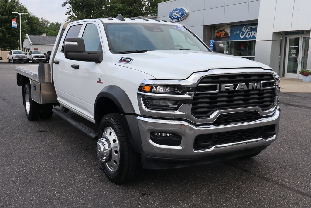 Used 2025 RAM 4500 Tradesman w/ Safety Group AWD/4WD image 2