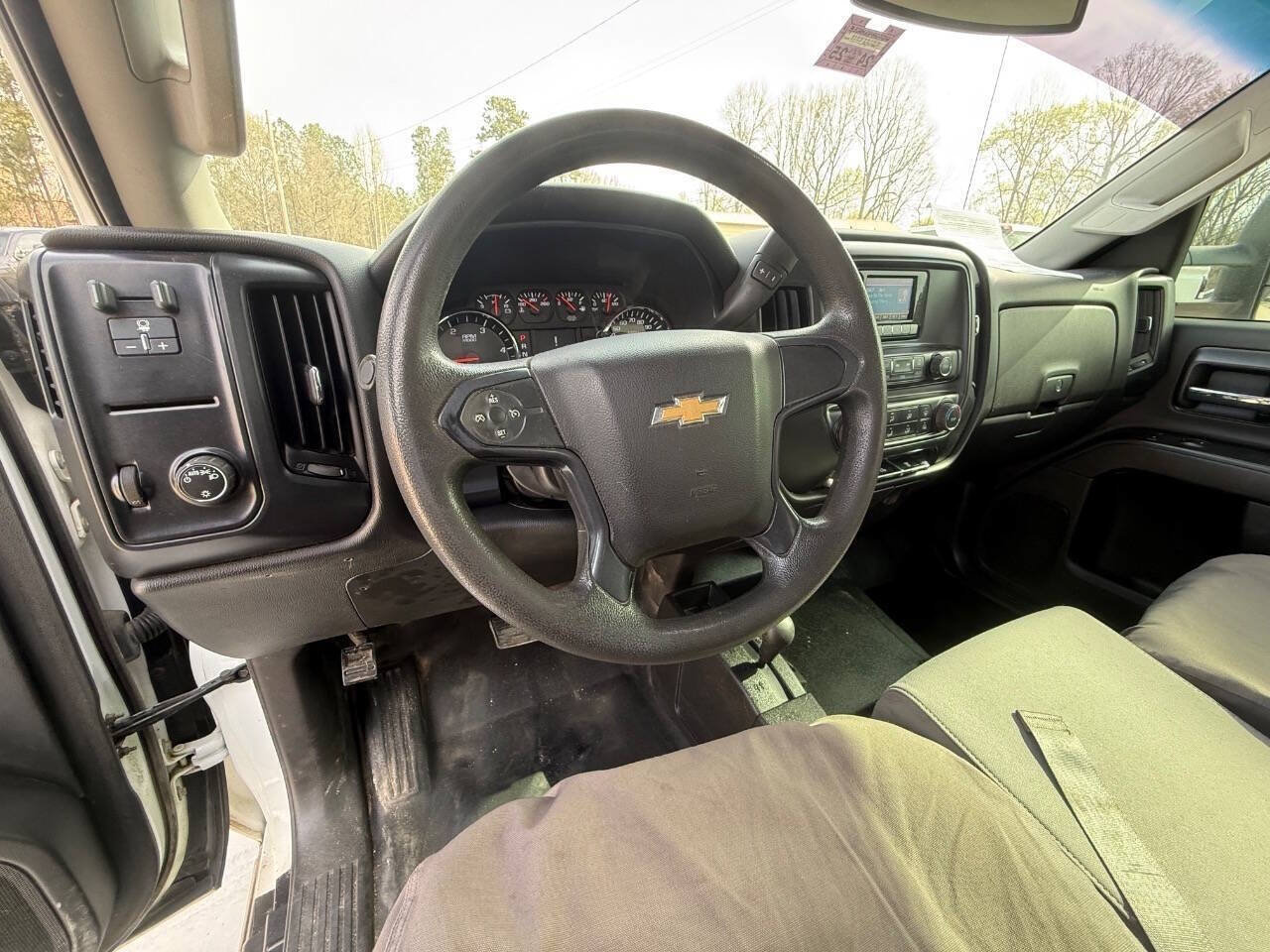 Used 2015 Chevrolet Silverado 3500 W/T w/ WT Convenience Package AWD/4WD image 15