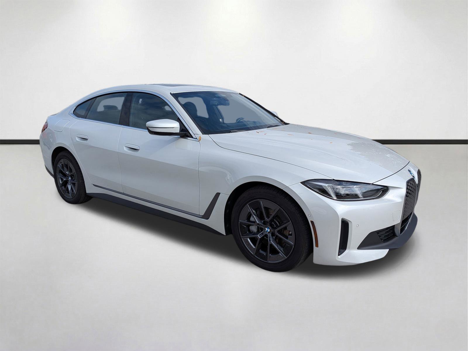 Used 2025 BMW i4 xDrive40i AWD/4WD image 2
