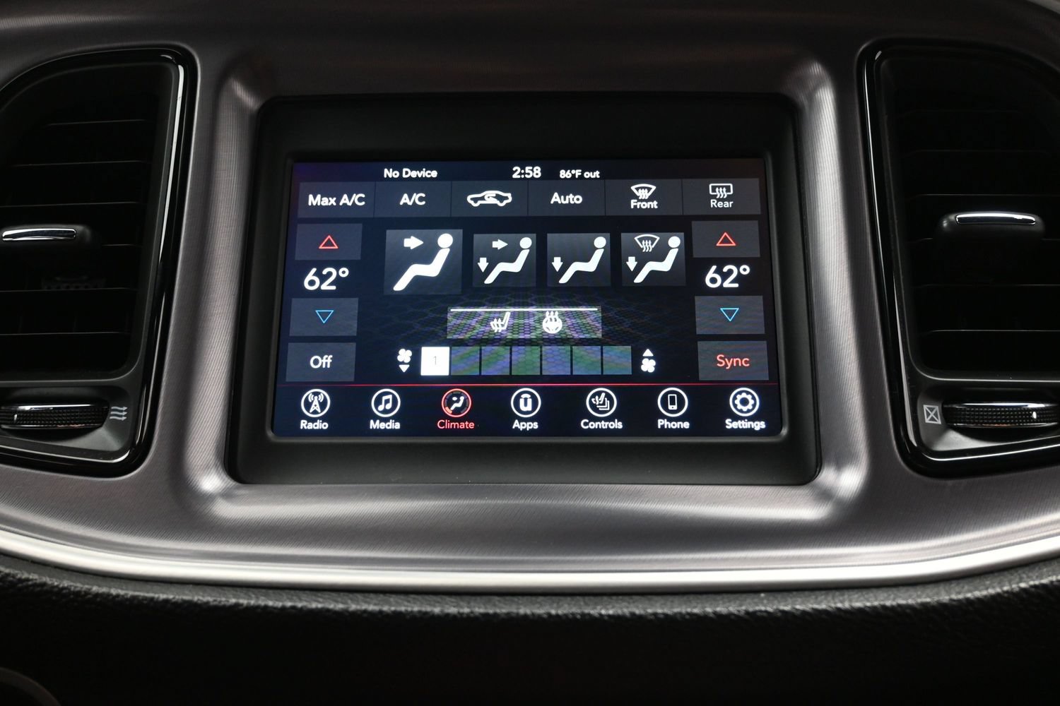 Used 2019 Dodge Challenger R/T w/ Driver Convenience Group RWD image 34