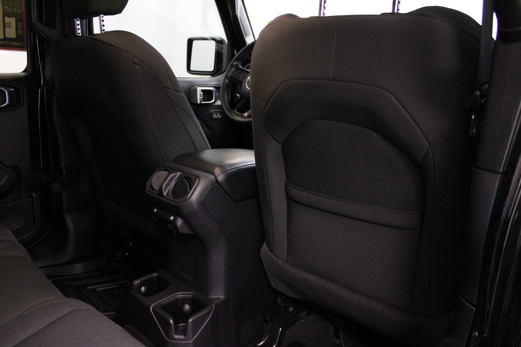 Used 2021 Jeep Wrangler Unlimited Sport AWD/4WD image 19