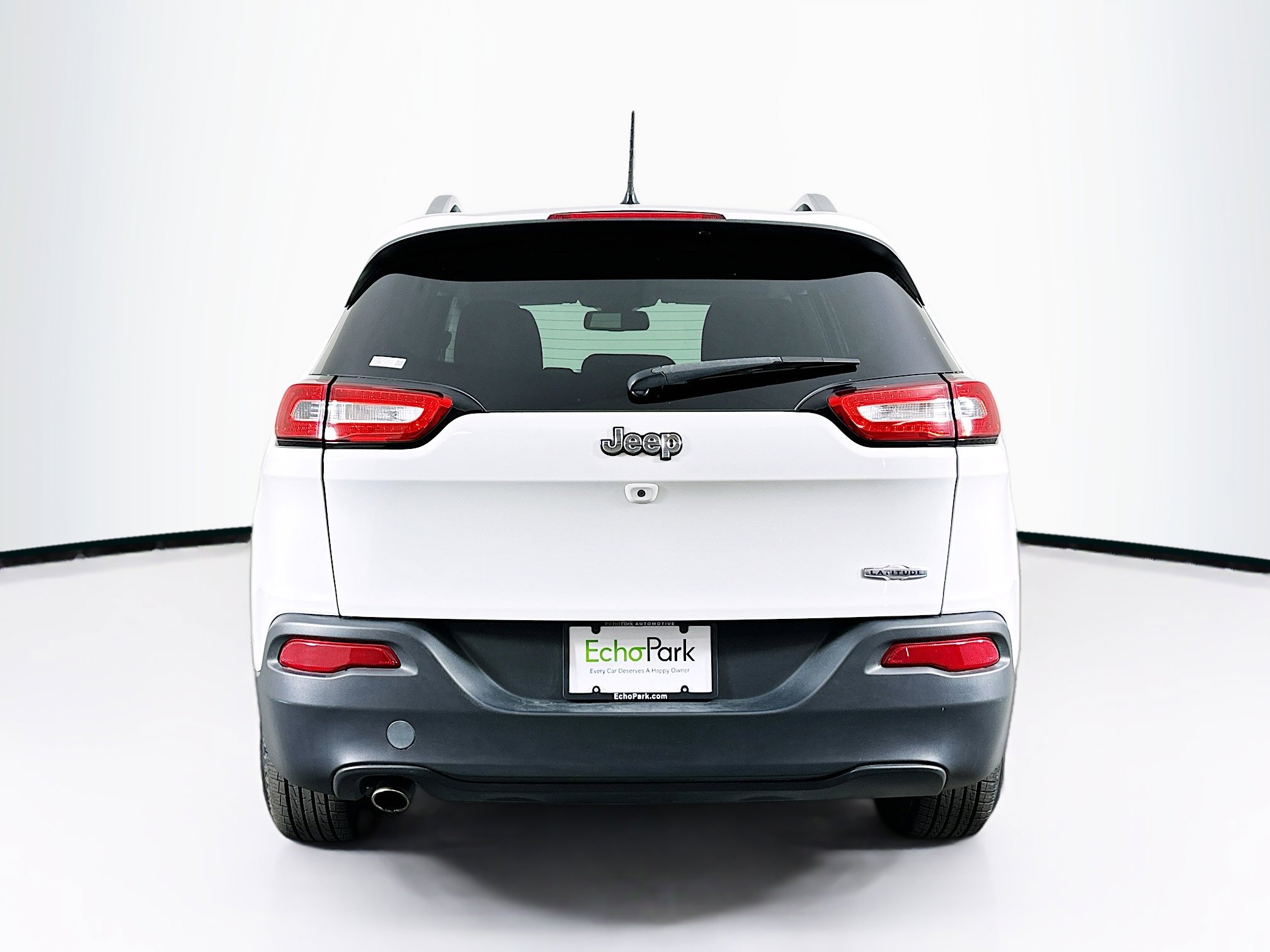 Used 2015 Jeep Cherokee Latitude FWD image 7