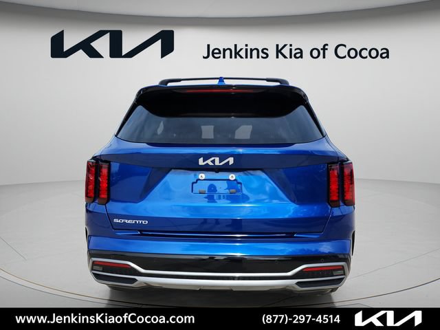 Certified 2023 Kia Sorento S w/ Panoramic Sunroof Package FWD image 6
