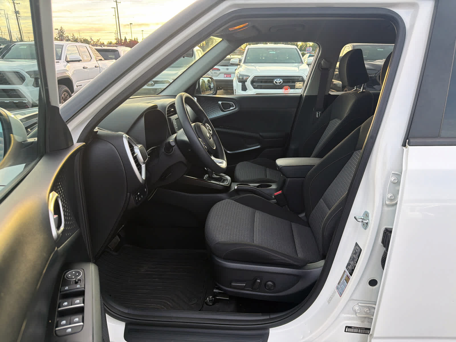 Used 2021 Kia Soul S FWD image 14