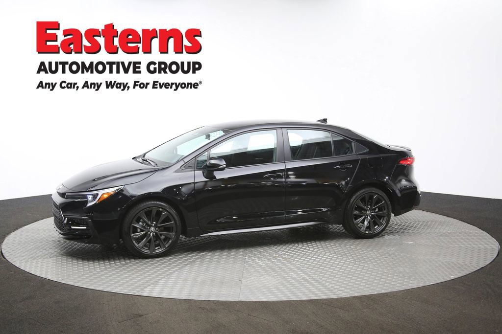 Used 2025 Toyota Corolla SE image 57