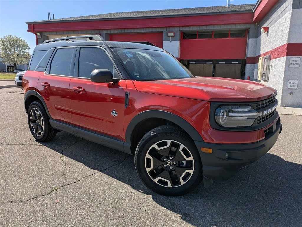 Used 2024 Ford Bronco Sport Outer Banks image 2