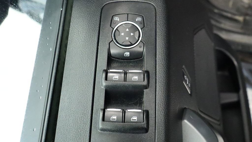 Used 2018 Ford F150 XLT w/ Equipment Group 302A Luxury image 31