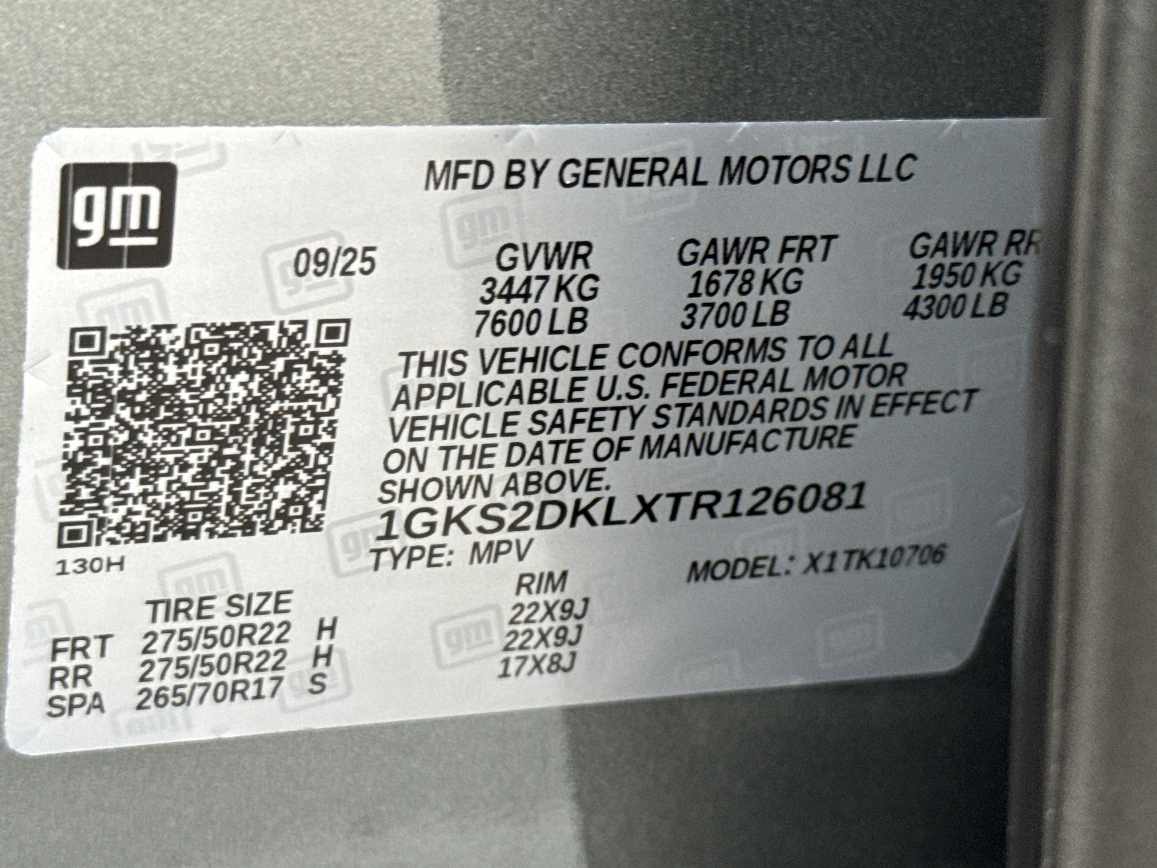 New 2026 GMC Yukon Denali w/ Sun & Power Step Package image 38