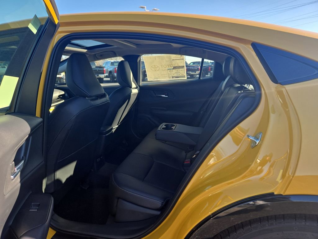 New 2026 Toyota Prius Plug-In Hybrid image 9