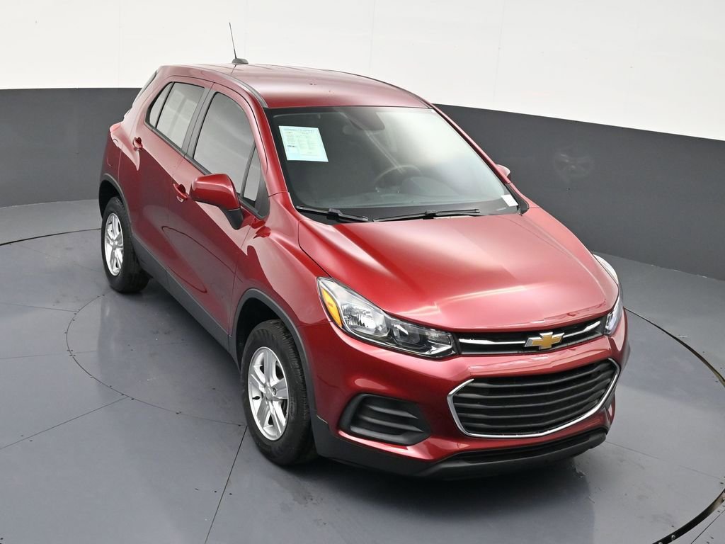 Used 2022 Chevrolet Trax LS AWD/4WD image 19