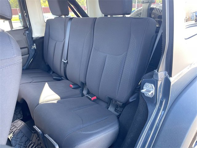 Used 2018 Jeep Wrangler Unlimited Sport S image 20