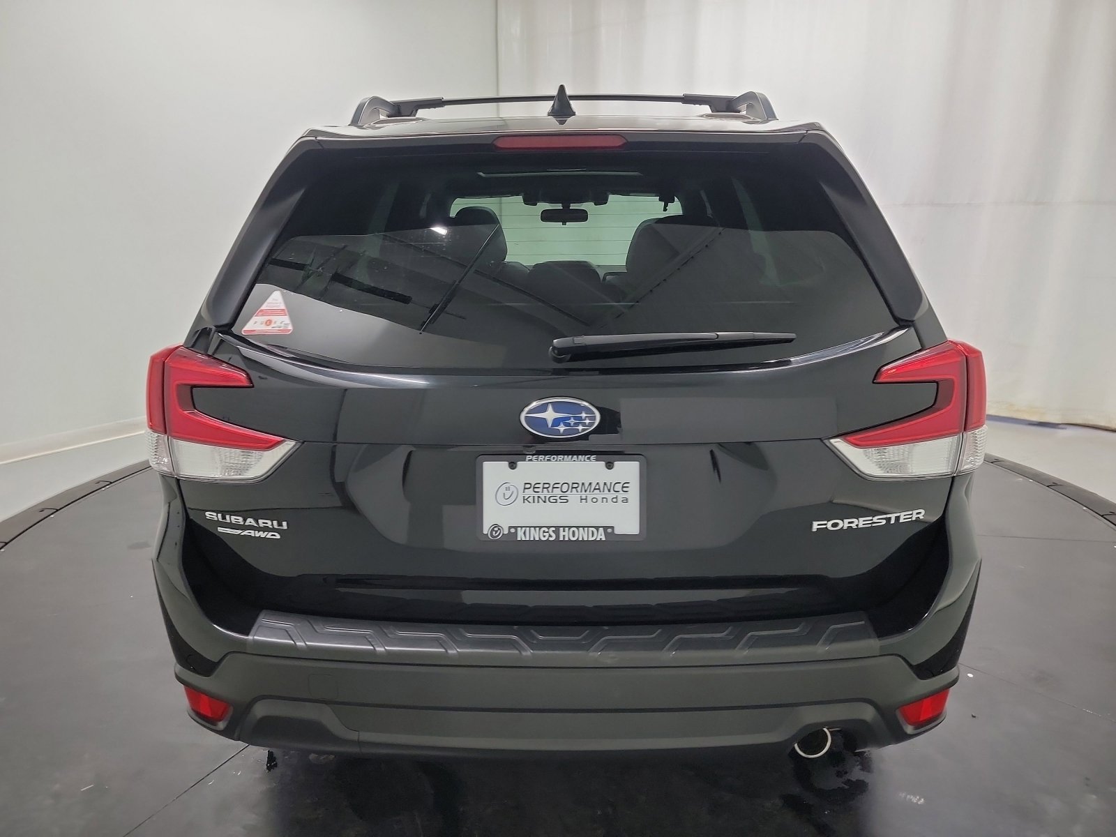 Used 2020 Subaru Forester Limited image 8