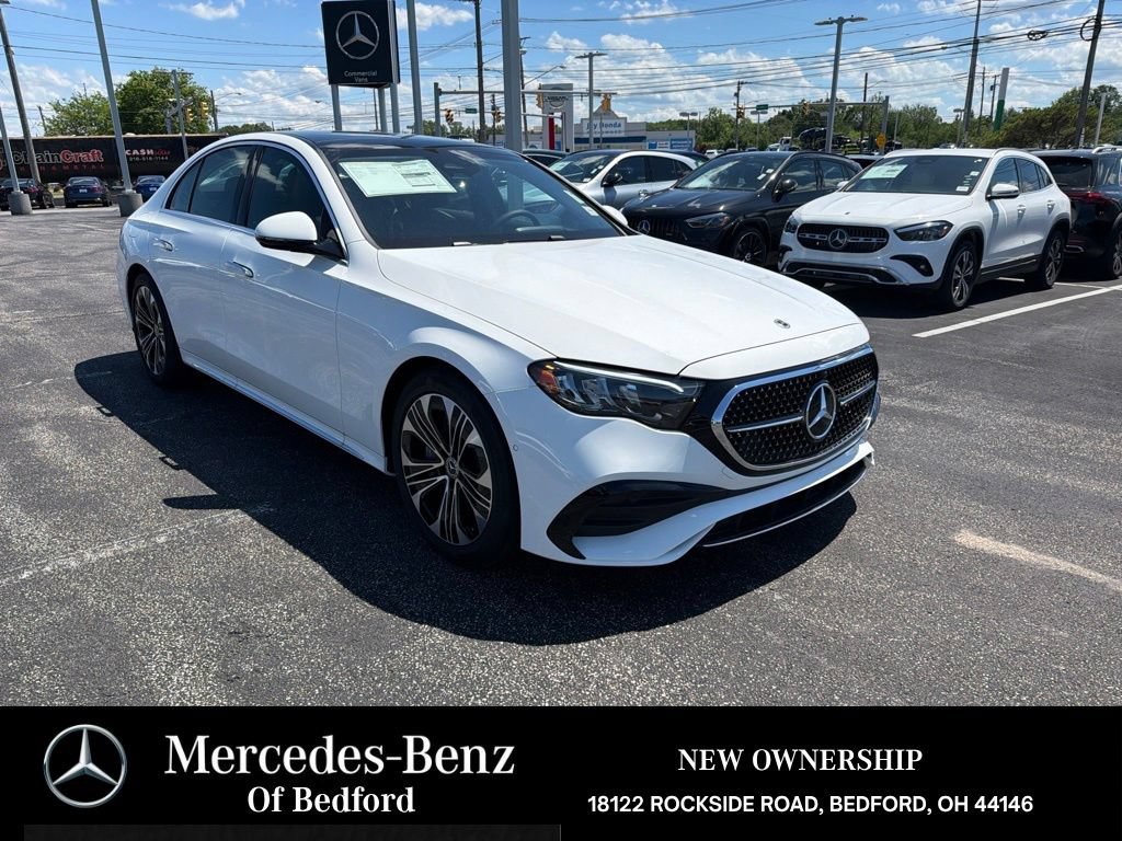 New 2026 Mercedes-Benz E 450 4MATIC Sedan image 3
