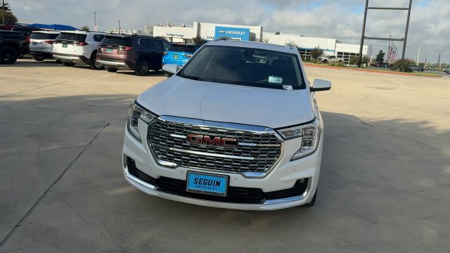 Certified 2022 GMC Terrain Denali w/ LPO, Floor Liner Package AWD/4WD image 3