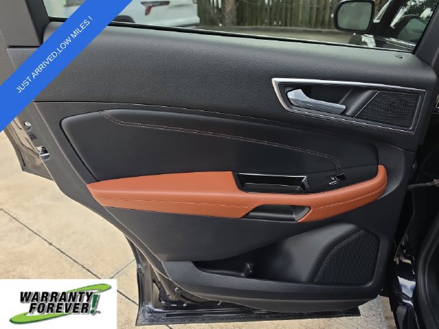 Used 2019 Ford Edge Titanium w/ Equipment Group 301A FWD image 14