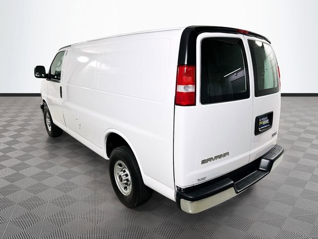 Used 2024 GMC Savana 2500 w/ Driver Convenience Package image 5