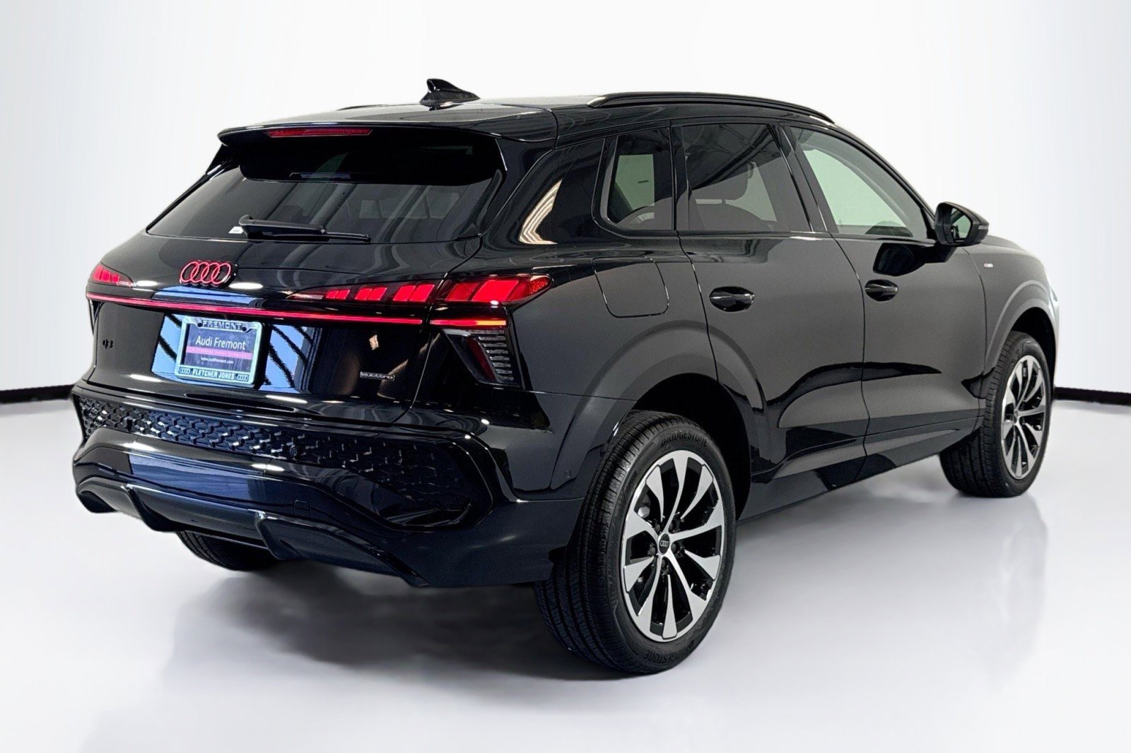 New 2026 Audi Q3 quattro 2.0T image 5