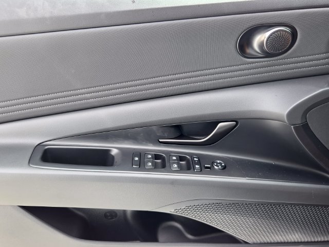 New 2026 Hyundai Elantra SEL Sport Premium FWD image 14