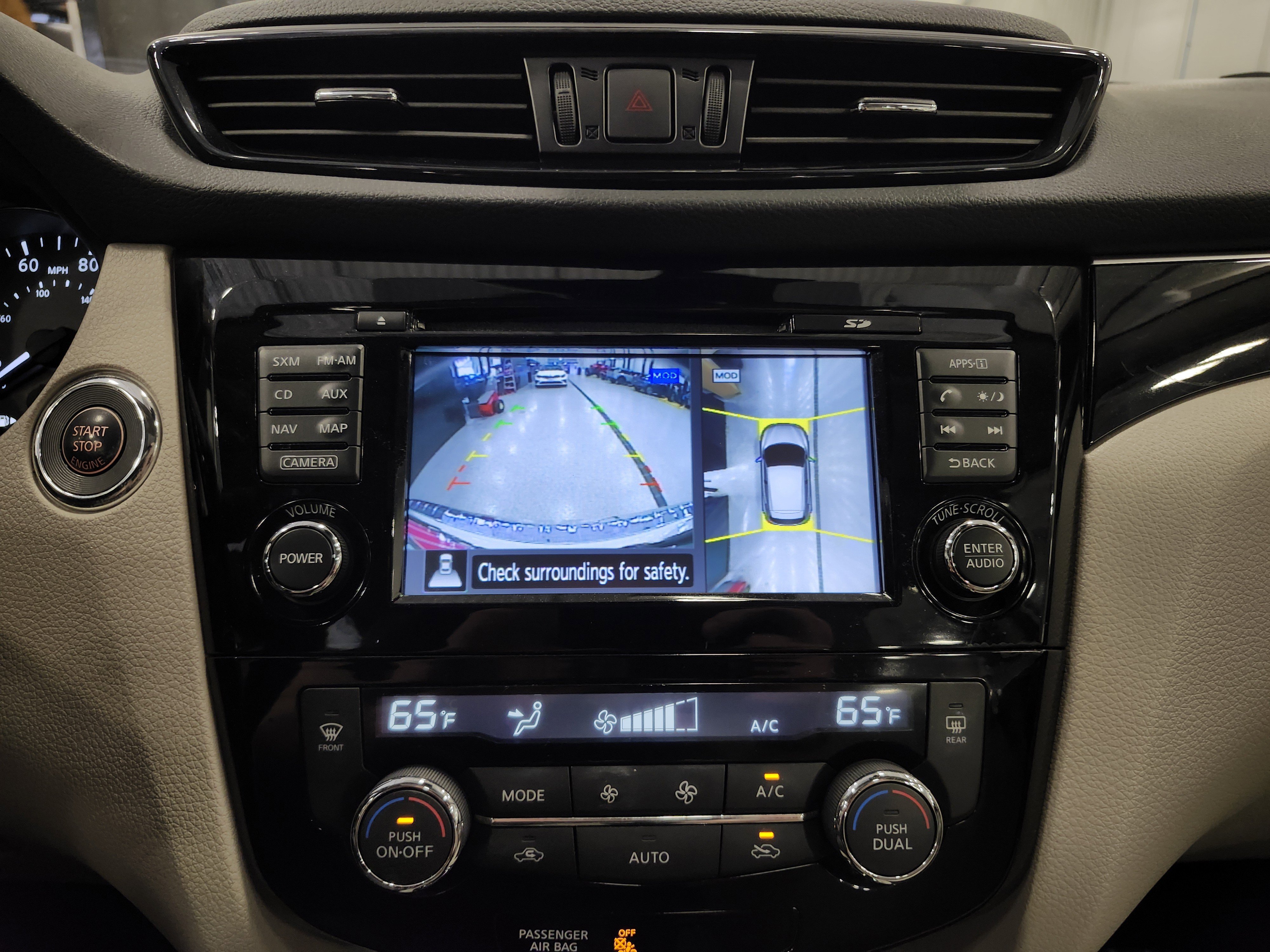 Used 2018 Nissan Rogue Sport SL w/ SL Premium Package image 6
