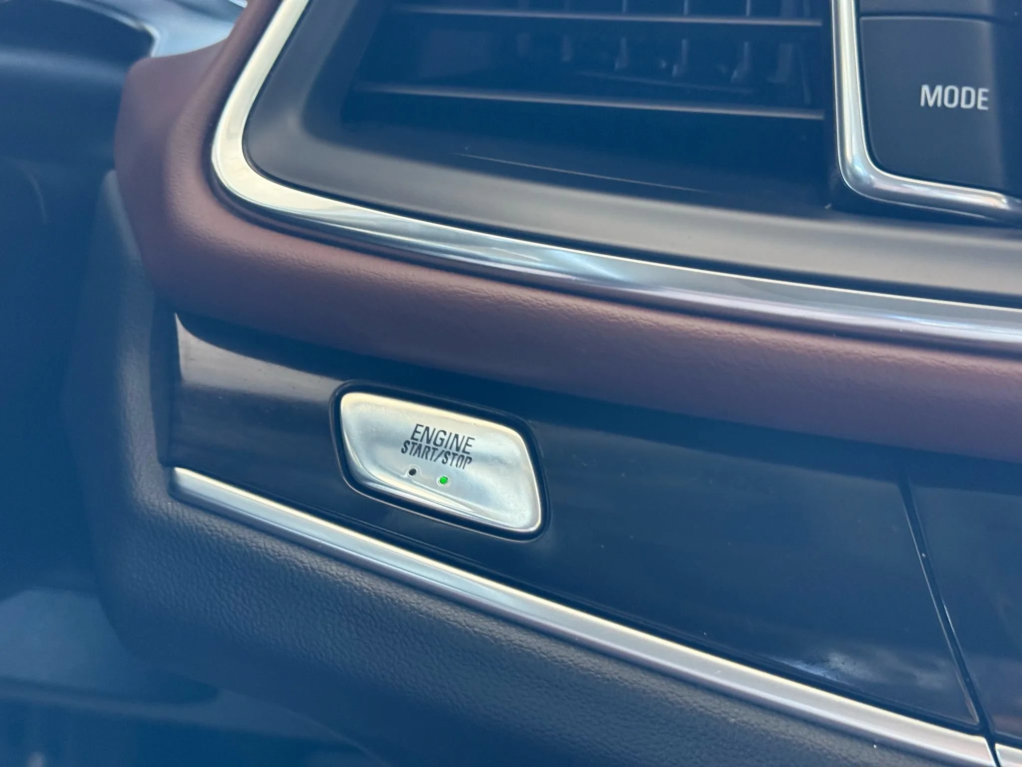 Used 2021 Buick Enclave Avenir w/ Avenir Technology Package AWD/4WD image 82