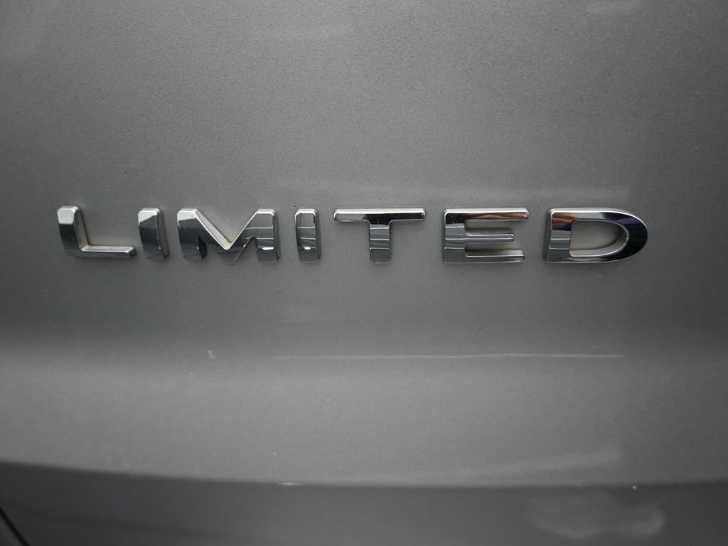 Used 2016 Ford Explorer Limited w/ Equipment Group 301A image 17