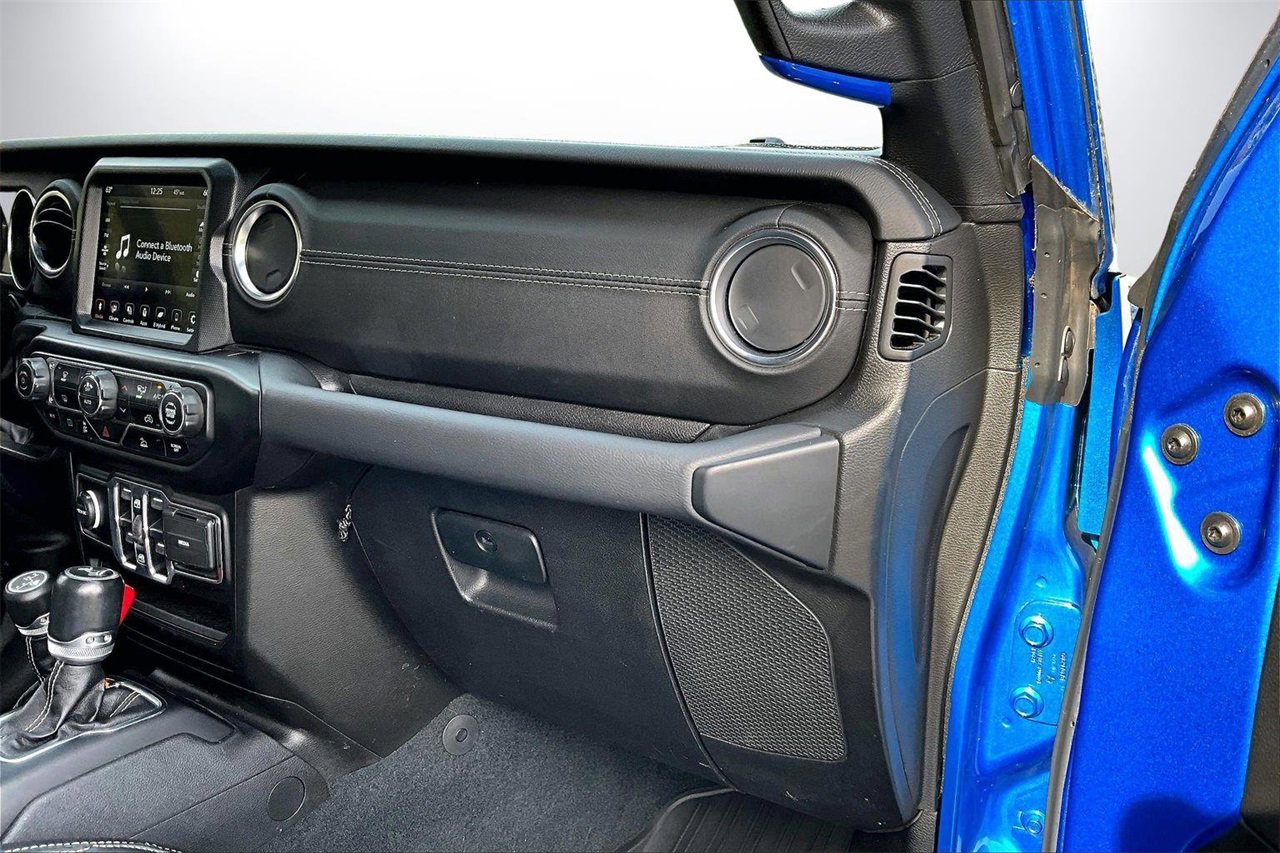 Used 2022 Jeep Wrangler Unlimited Sahara image 19