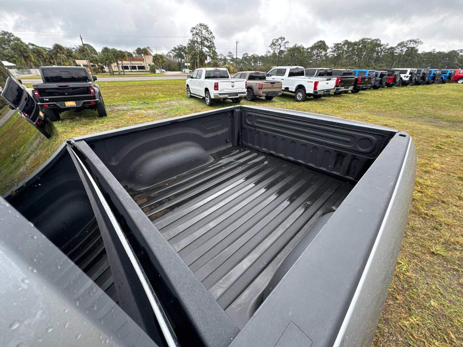 Certified 2024 RAM 1500 Tradesman w/ Popular Equipment Group image 12