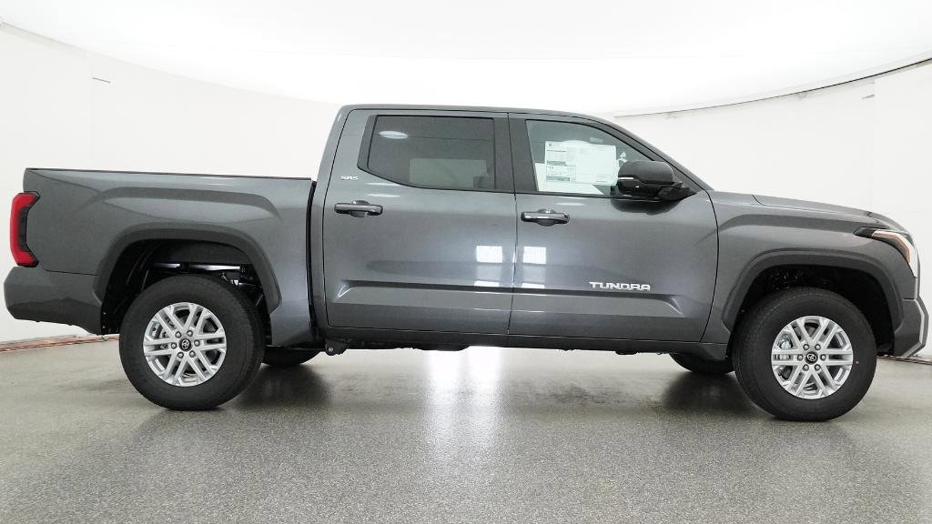 New 2026 Toyota Tundra SR5 AWD/4WD image 17
