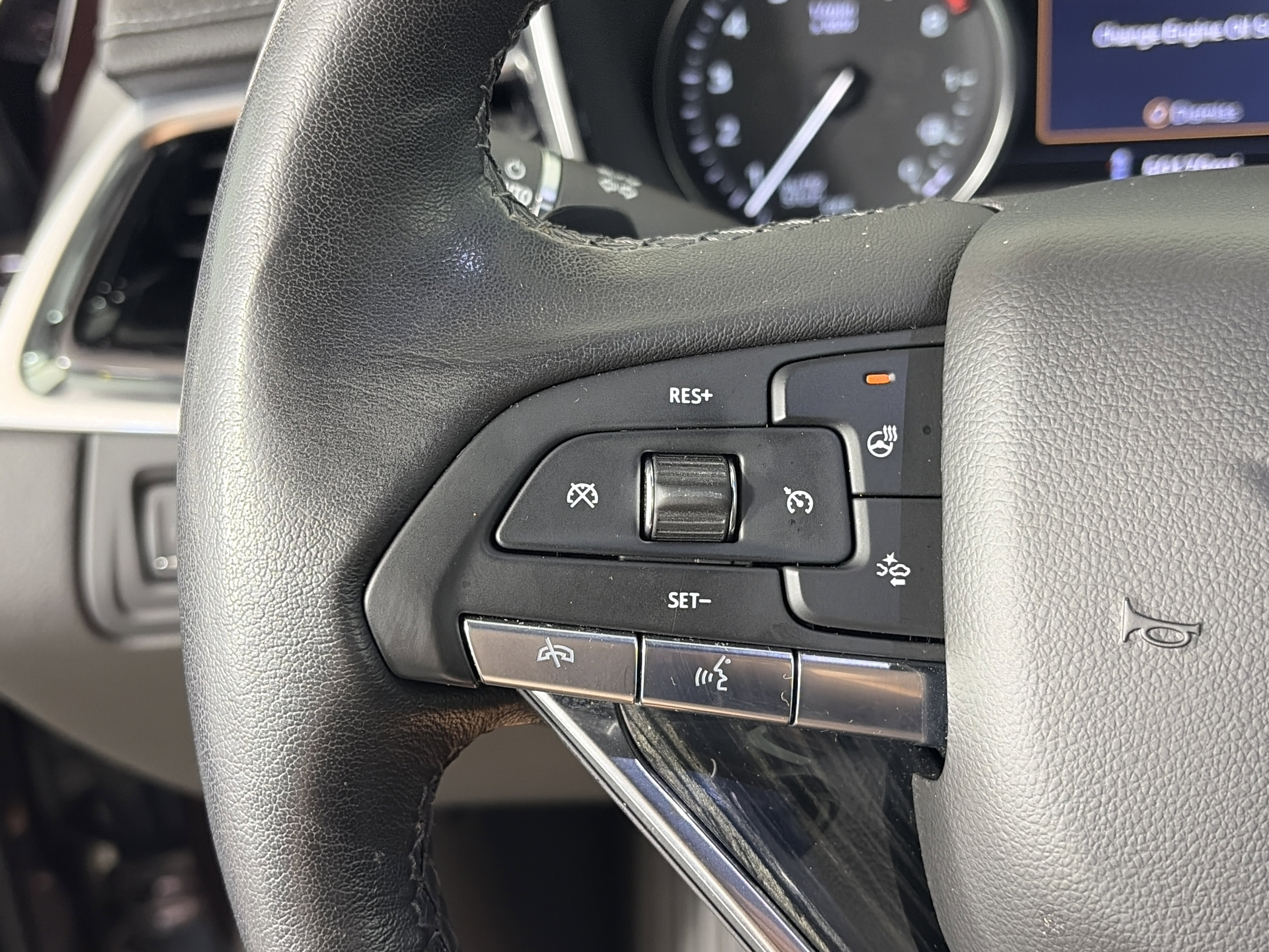 Used 2020 Cadillac XT6 Premium Luxury AWD/4WD image 29