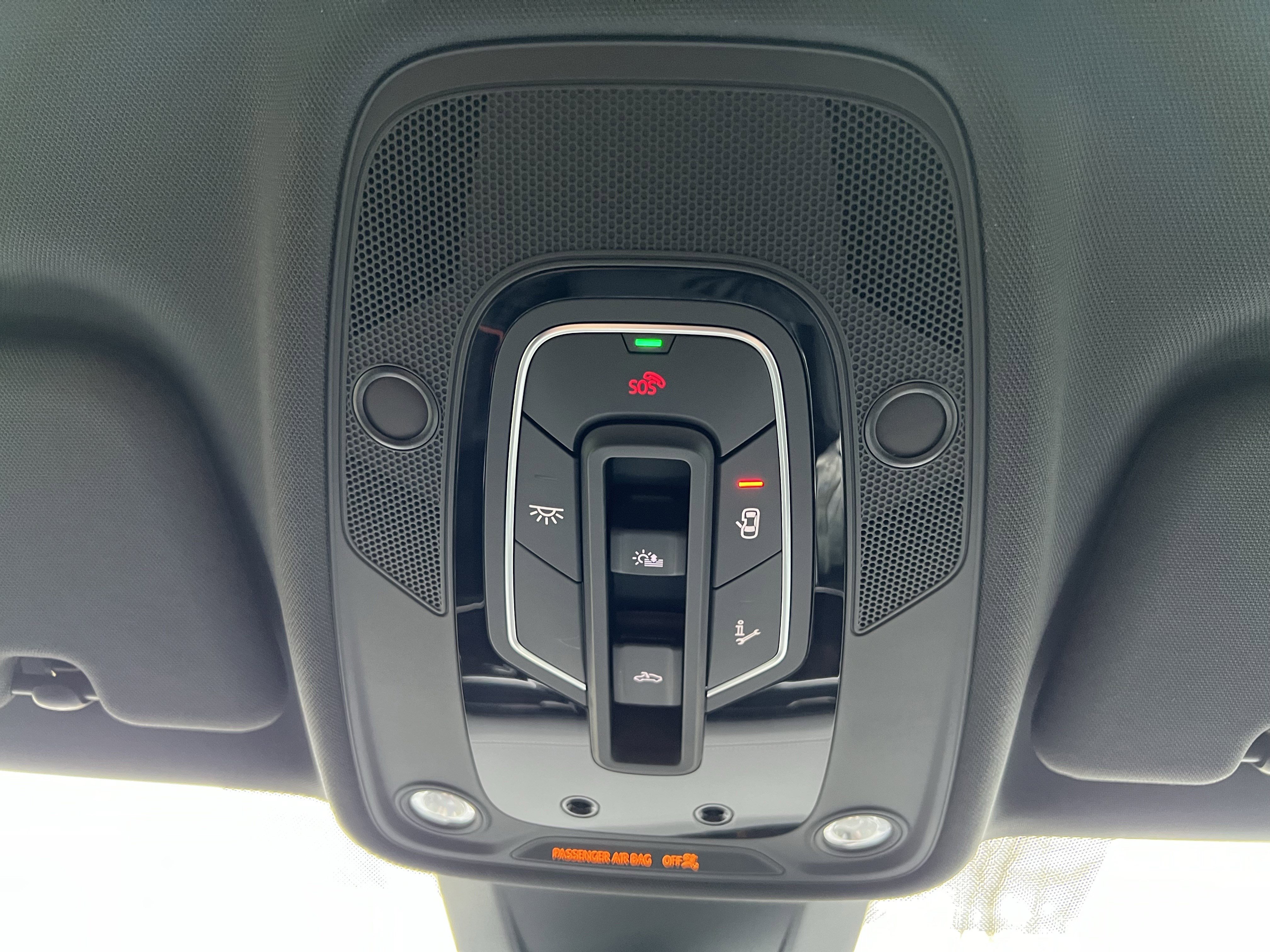 Used 2025 Audi Q8 Premium Plus image 28