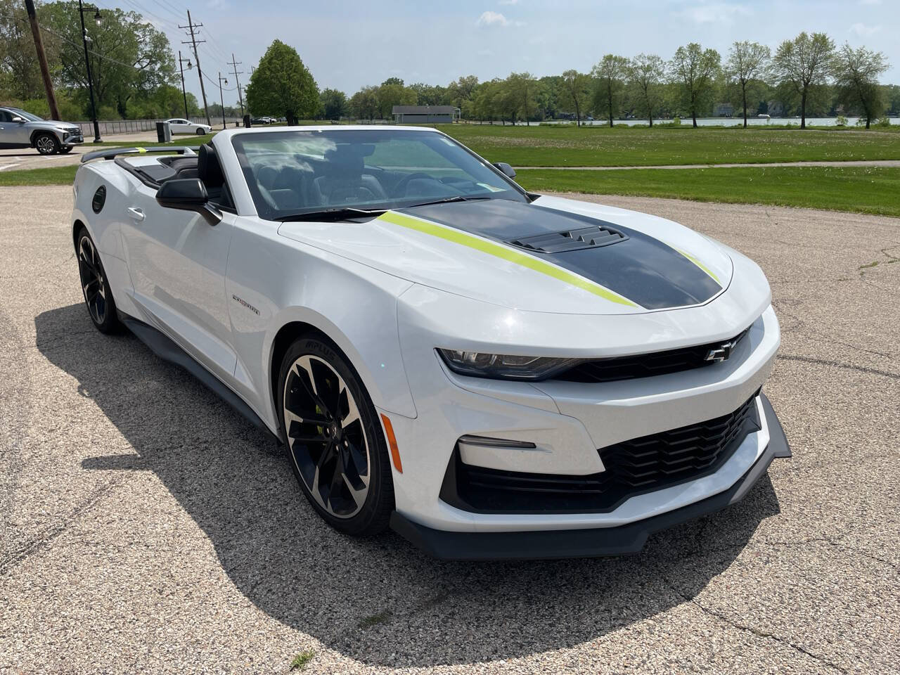 Used 2023 Chevrolet Camaro SS RWD image 27