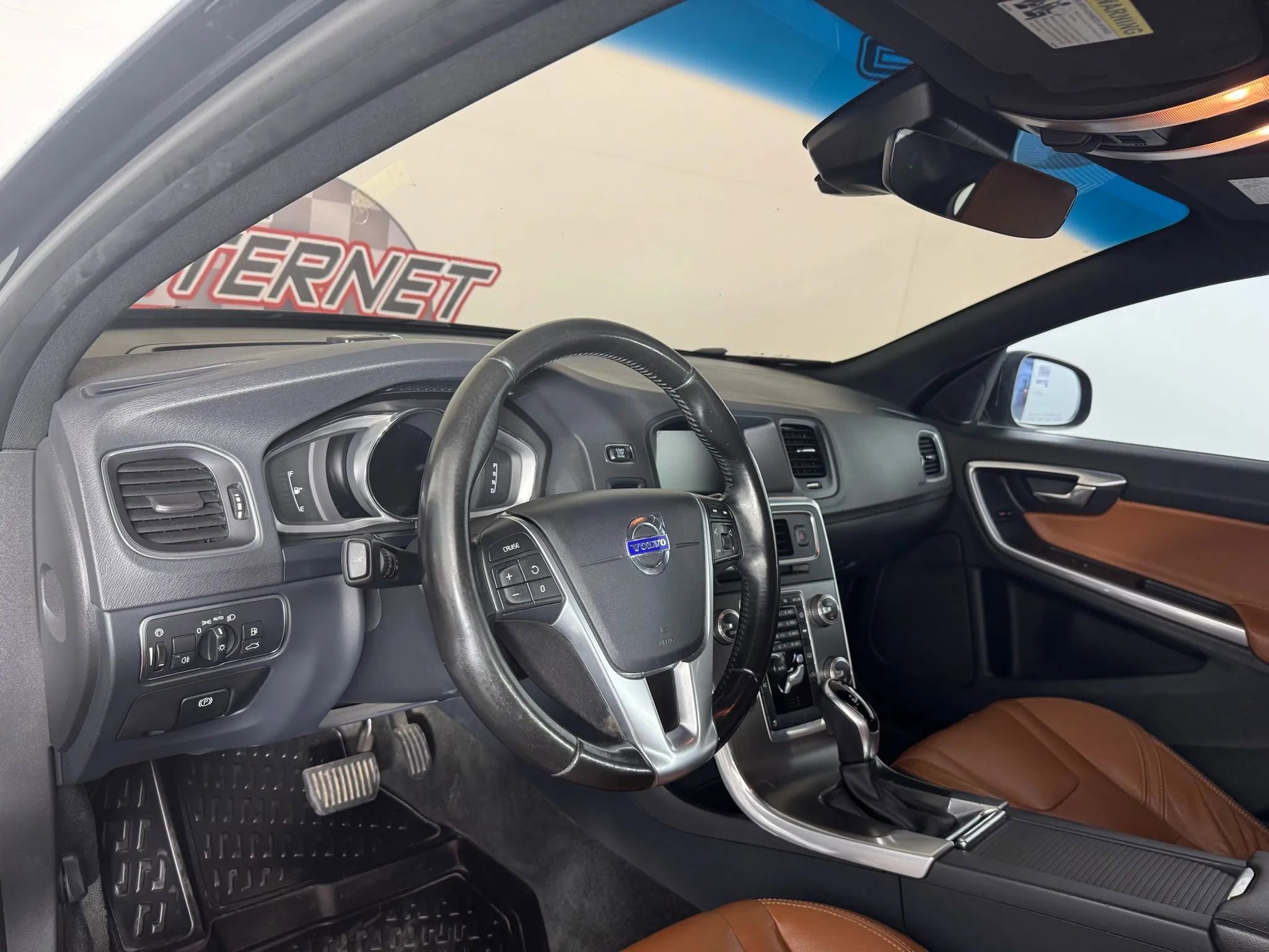 Used 2015 Volvo S60 T5 Premier image 10