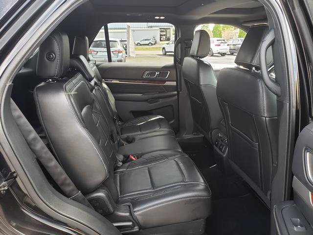 Used 2019 Ford Explorer Platinum AWD/4WD image 18